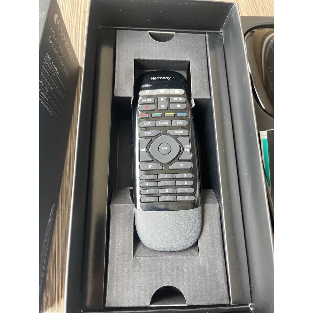 Logitech Harmony Smart Control Hub & Universal Remote. Tested! - Picture 3 of 5